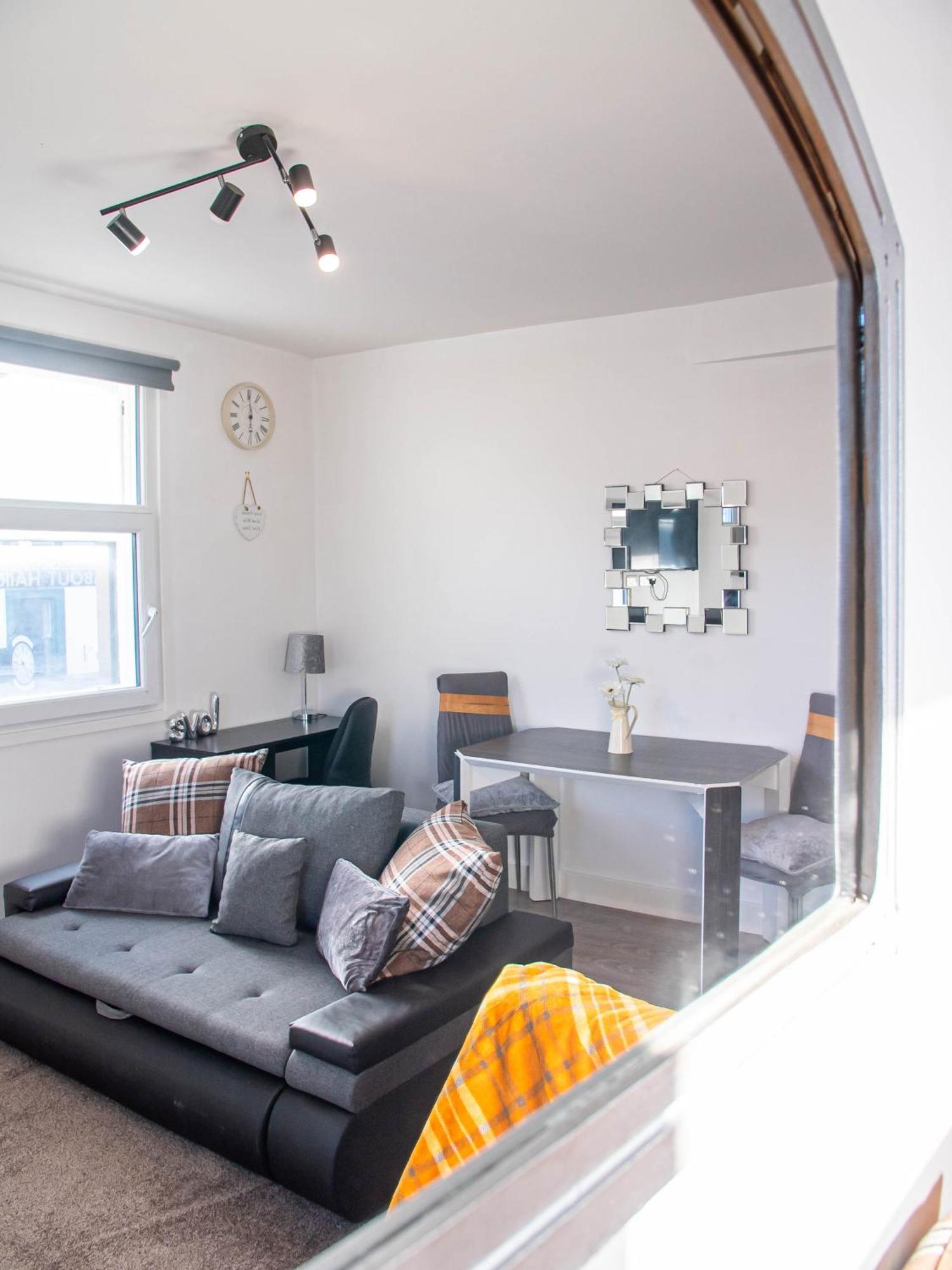 شقة The Heart Of Huddersfield Hideaway المظهر الخارجي الصورة